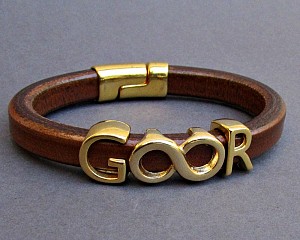 Two Initials Infinity Leather Couples Bracelet, Personalized Initial Bracelet, Silver Monograms Bangle Bracelet, Customized on your wrist